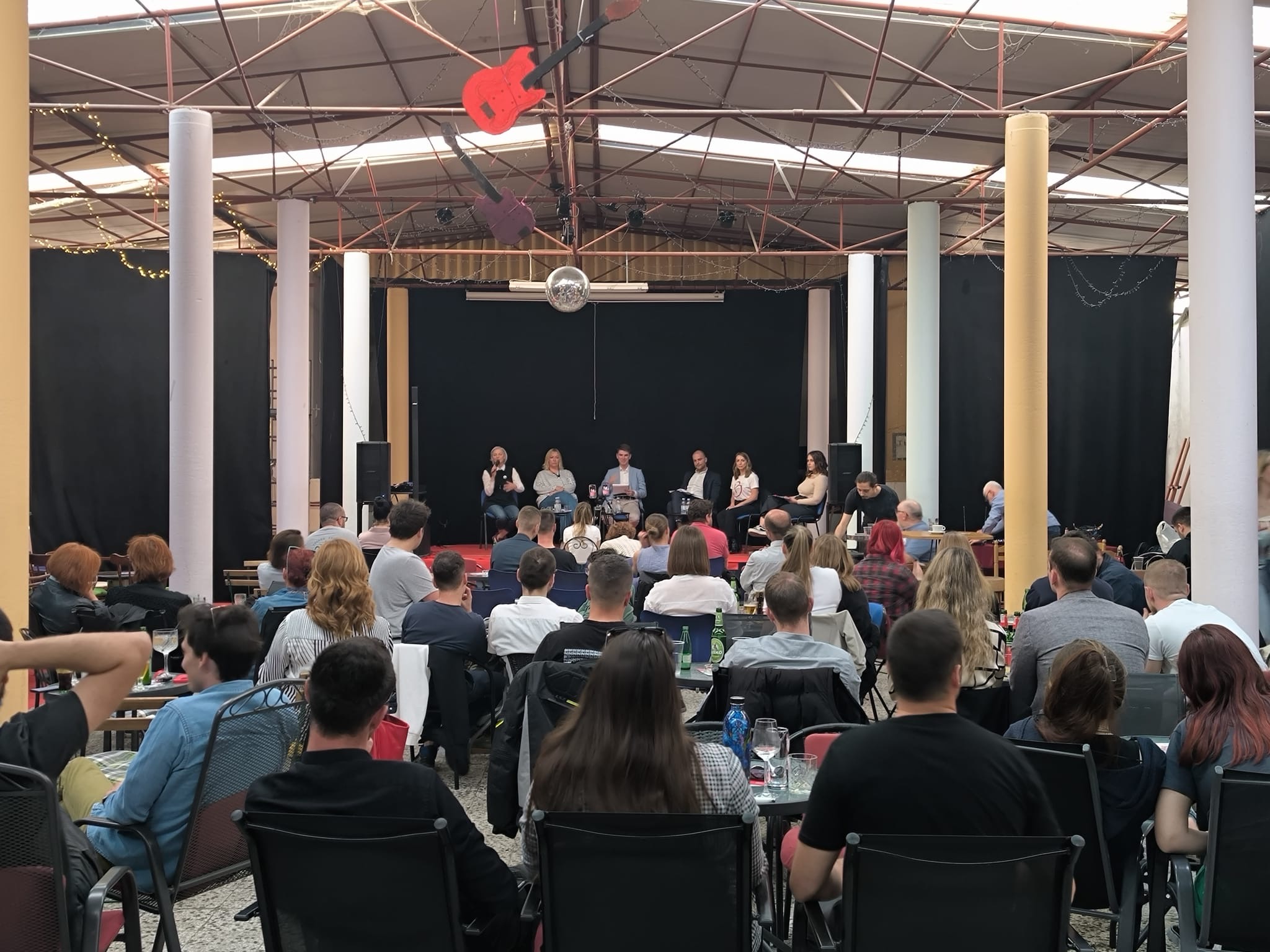 549dca5a-b450-4082-be5b-b7c0fcef7a27